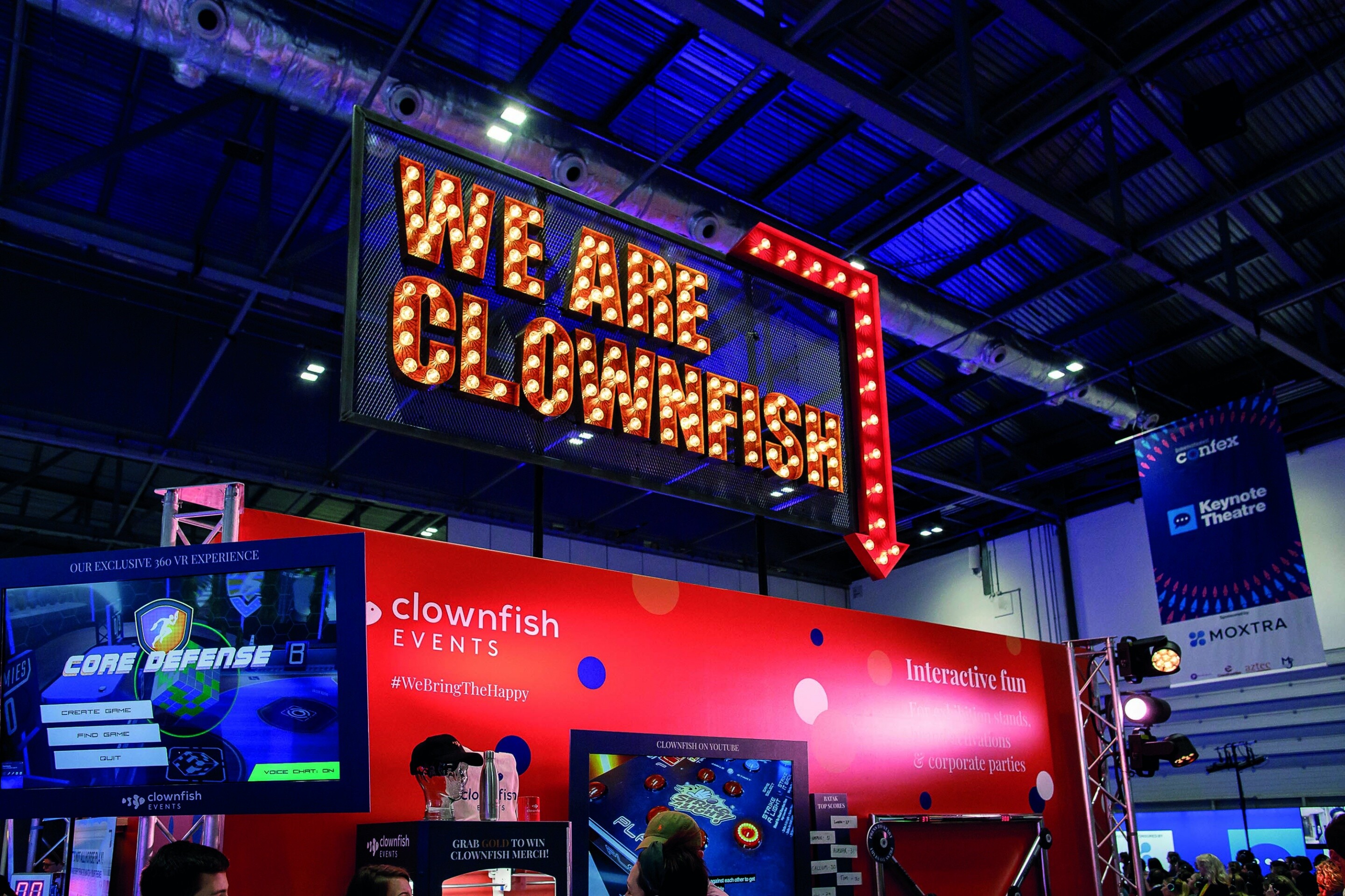Confex clownfish stand