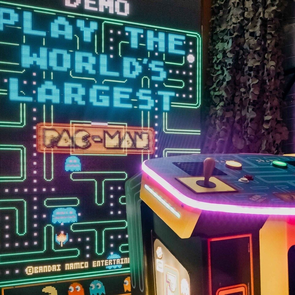 Worlds Largest Pacman Retro Arcade Games Hire